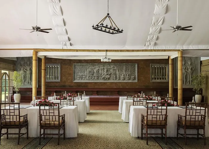 Raffles Grand D'angkor 5*